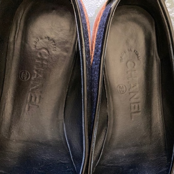 Chanel Loafers - Picture 3 of 8